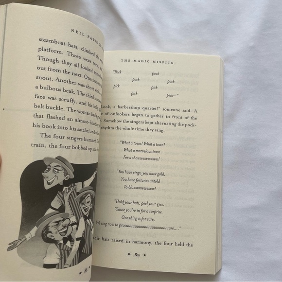 Set of 4 books for girls, from Classic to Fantastic, let your imagination soar! - Picture 13 of 13